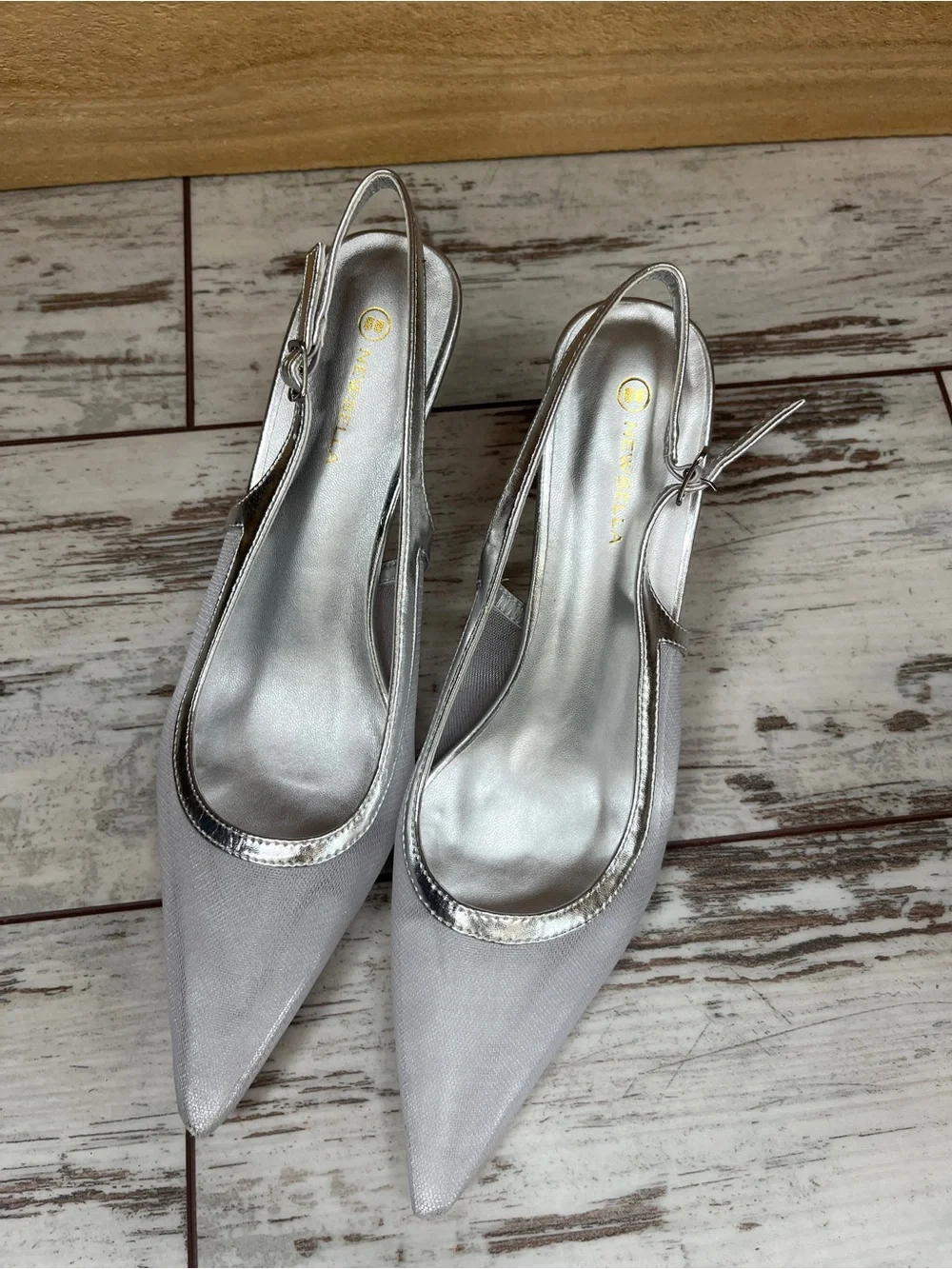 Newbella Womens 8.5 Silver Mesh Pointed Toe Slingback Heels 3
